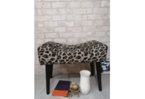 Puf Leopar Desenli Ahşap Siyah Ayak Çima Dikiş Spor Mod