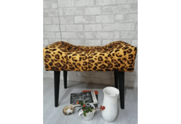 Koltuk döşeme Puf. Puf . Leopar Desenli Siyah Ahşap Aya