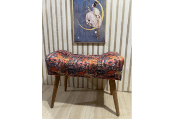 Koltuk döşeme puf,Kilim Desenli Ahşap Ayaklı , Klasik ,
